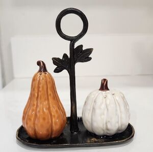 Ceramic Pumpkin Salt and Pepper Shakers